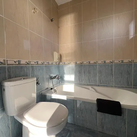 Paloma Sunset 로스크리스티아노스